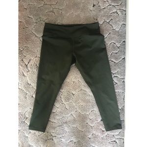 Olive green Zella crop leggings